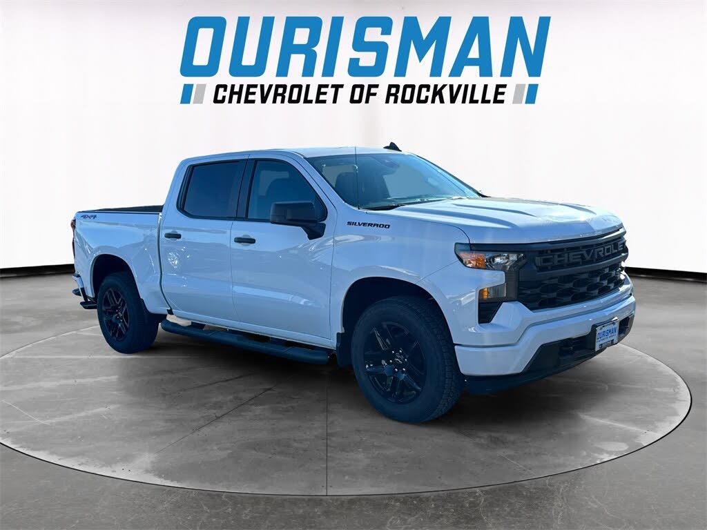 2026 Chevrolet Silverado 1500 Custom Crew Cab 4WD