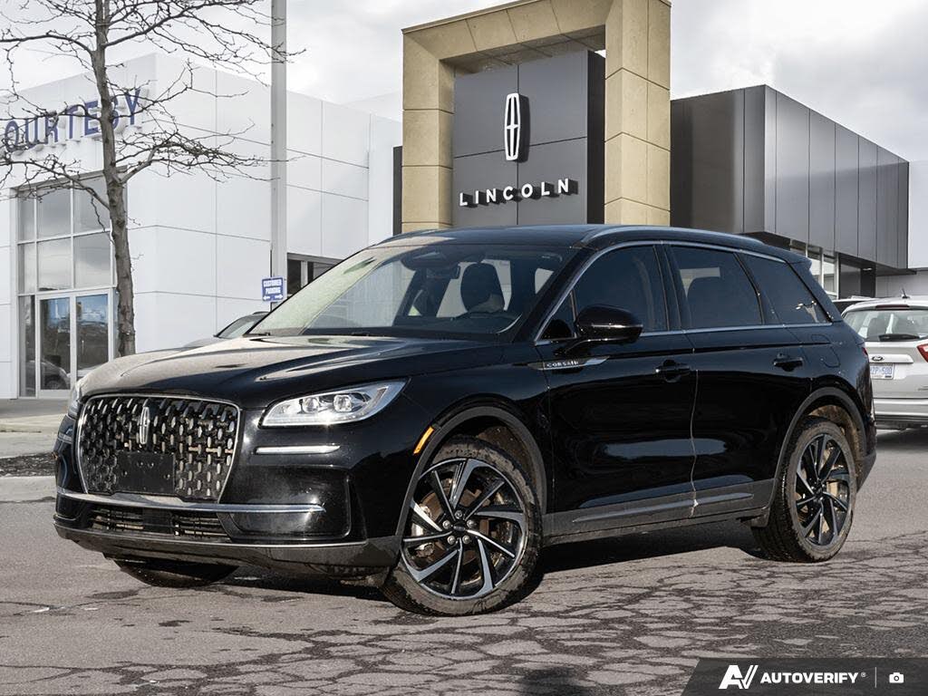 Lincoln Corsair Reserve AWD 2023