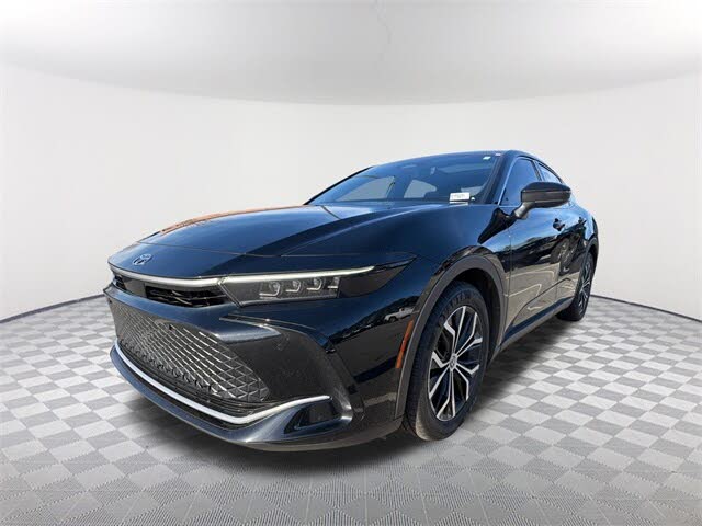 2023 Toyota Crown Limited AWD