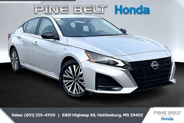 2024 Nissan Altima 2.5 SV FWD