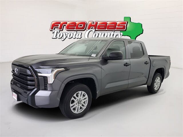 2024 Toyota Tundra SR CrewMax Cab RWD