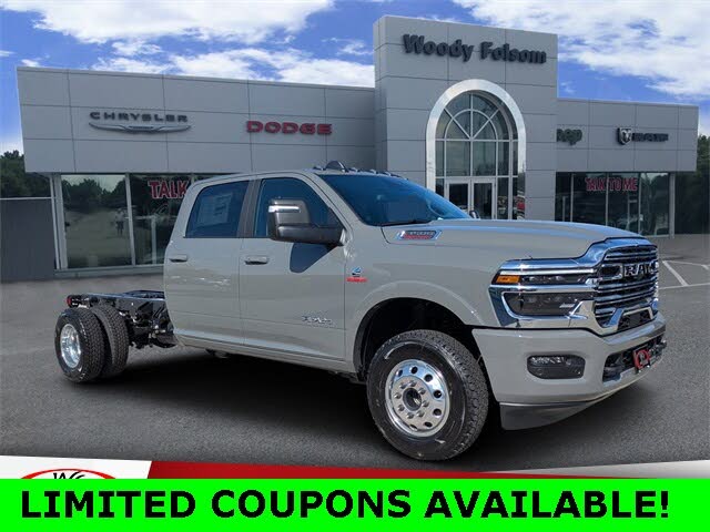 2026 RAM 3500 Chassis Big Horn Crew Cab LB DRW 4WD