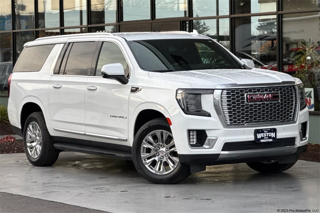 2022 GMC Yukon XL Denali 4WD