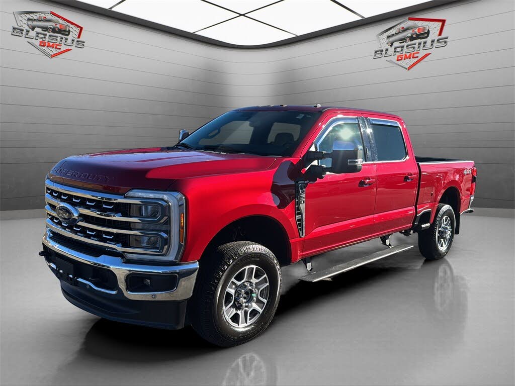2023 Ford F-350 Super Duty Lariat Crew Cab 4WD