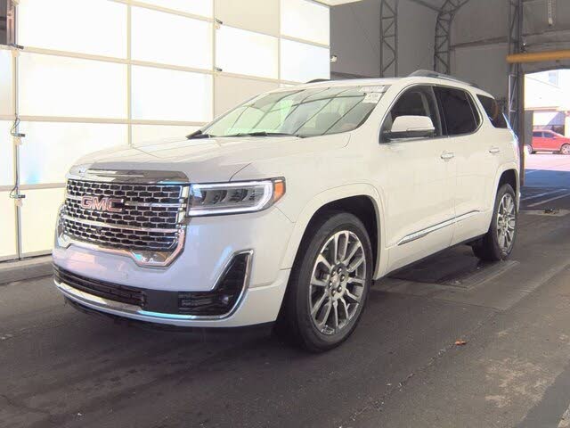2023 GMC Acadia Denali AWD