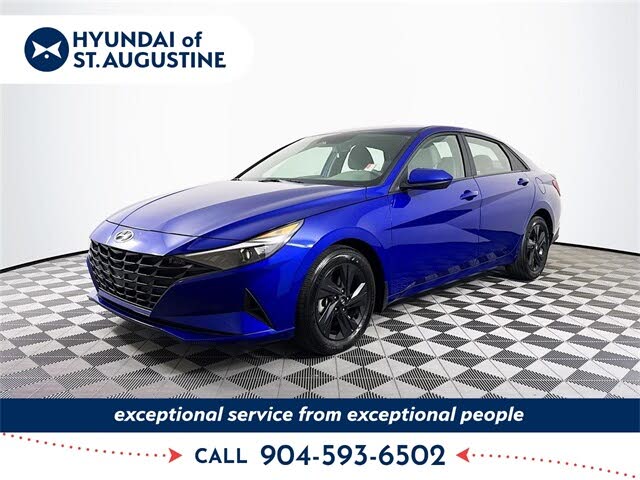 2023 Hyundai Elantra SEL FWD
