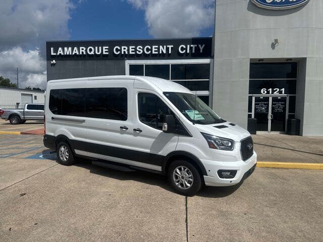 2025 Ford Transit Passenger 350 XLT Medium Roof LB RWD