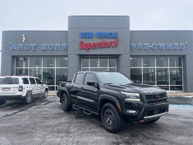 2025 Nissan Frontier PRO-4X Crew Cab 4WD