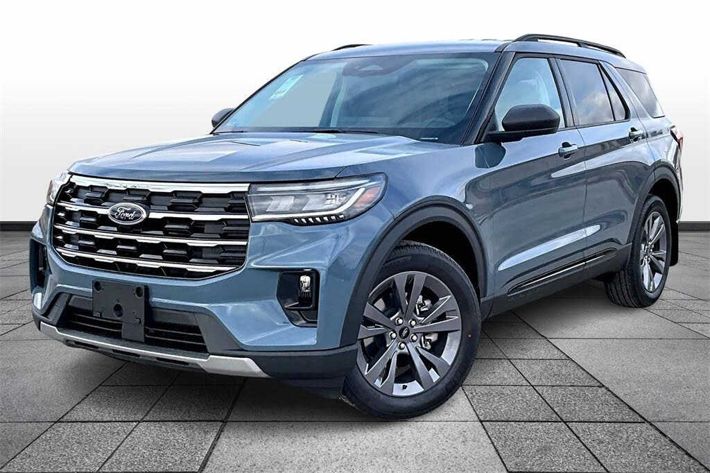 2026 Ford Explorer Active AWD