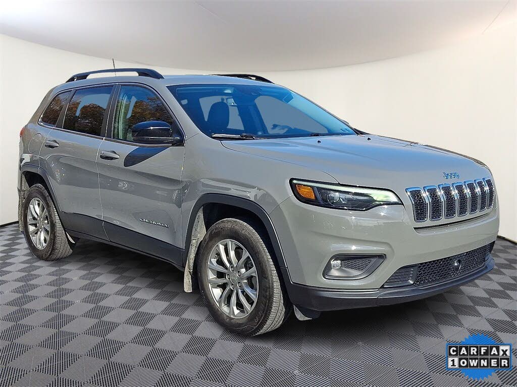 2022 Jeep Cherokee Latitude Lux 4WD