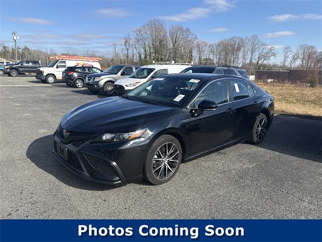 2022 Toyota Camry SE FWD