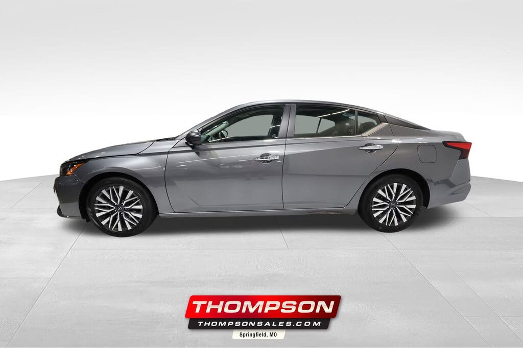 2024 Nissan Altima 2.5 SV FWD