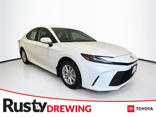 2026 Toyota Camry LE FWD