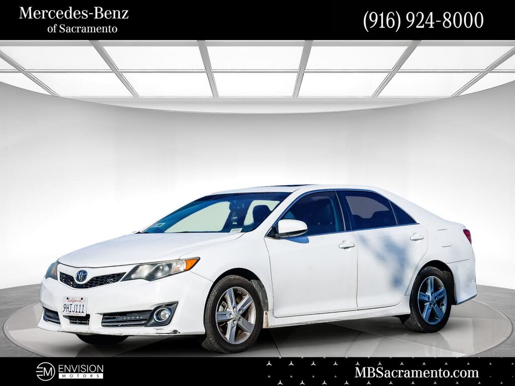 2014 Toyota Camry SE