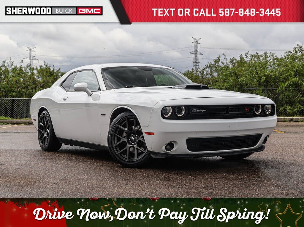 2017 Dodge Challenger R/T Shaker RWD