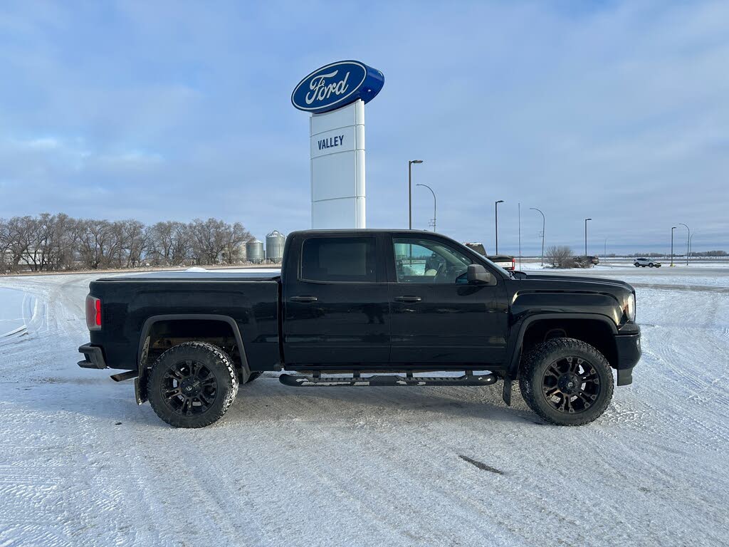 2017 GMC Sierra 1500 SLT Crew Cab 4WD