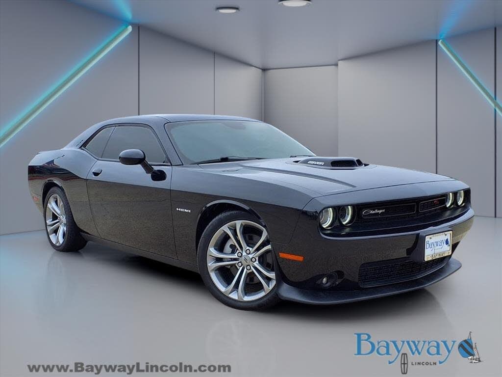 2022 Dodge Challenger R/T RWD