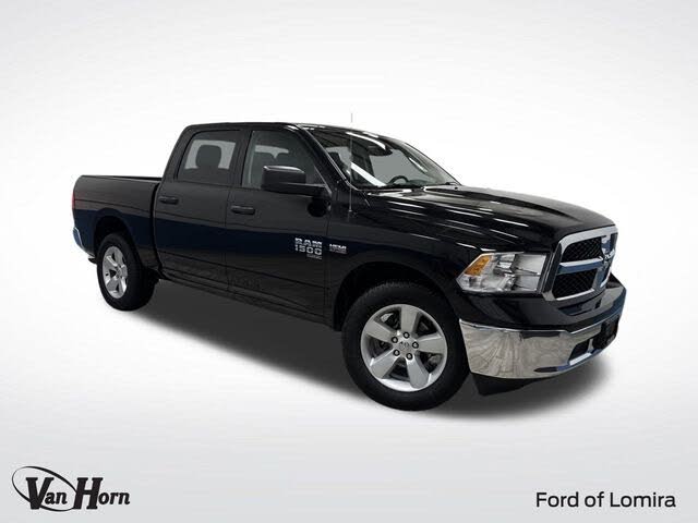 2022 RAM 1500 Classic SLT Crew Cab 4WD