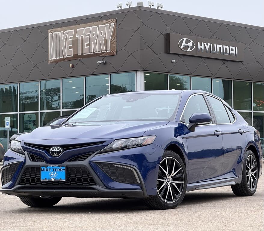 2023 Toyota Camry SE FWD