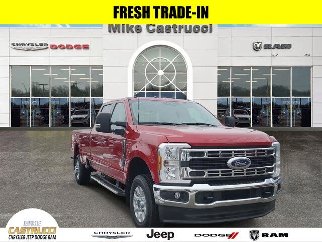 2024 Ford F-350 Super Duty XLT Crew Cab 4WD