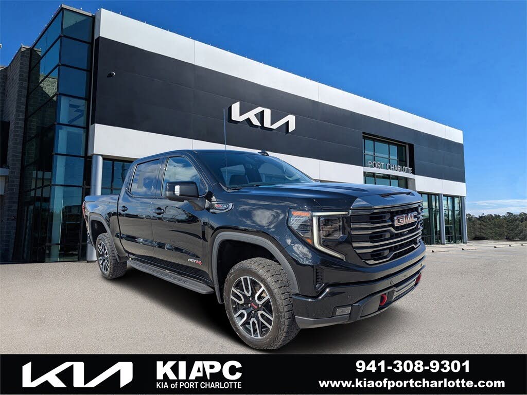 2024 GMC Sierra 1500 AT4 Crew Cab 4WD