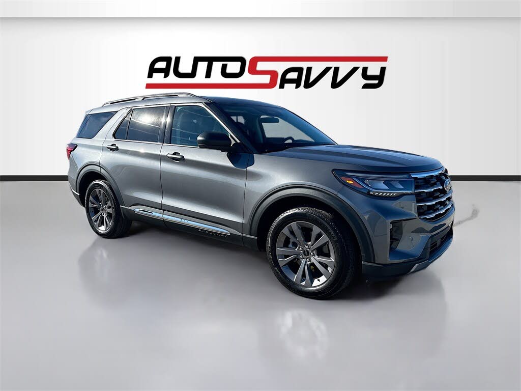 2025 Ford Explorer Active AWD