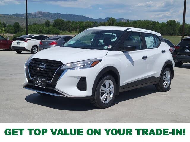 2025 Nissan Kicks Play S FWD