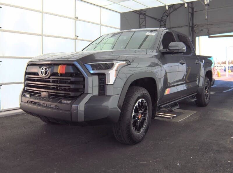 2025 Toyota Tundra SR5 CrewMax Cab 4WD