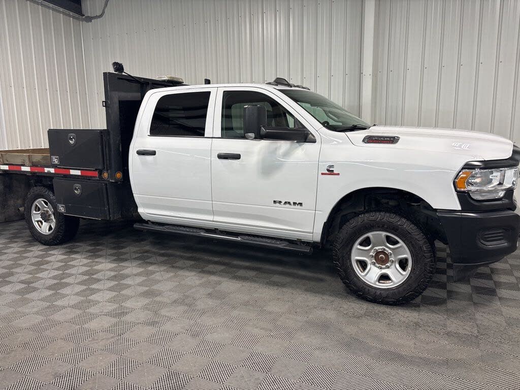 2020 RAM 3500 Chassis Tradesman Crew Cab 4WD