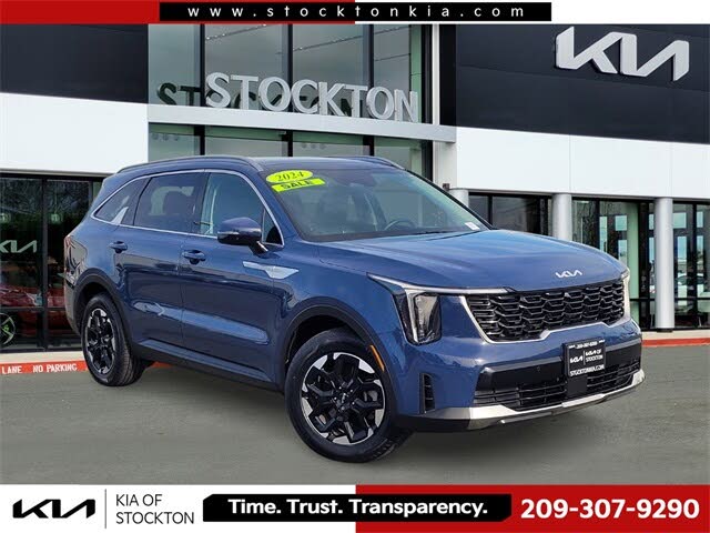 2024 Kia Sorento S FWD