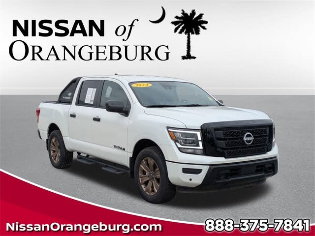2024 Nissan Titan SV Crew Cab 4WD