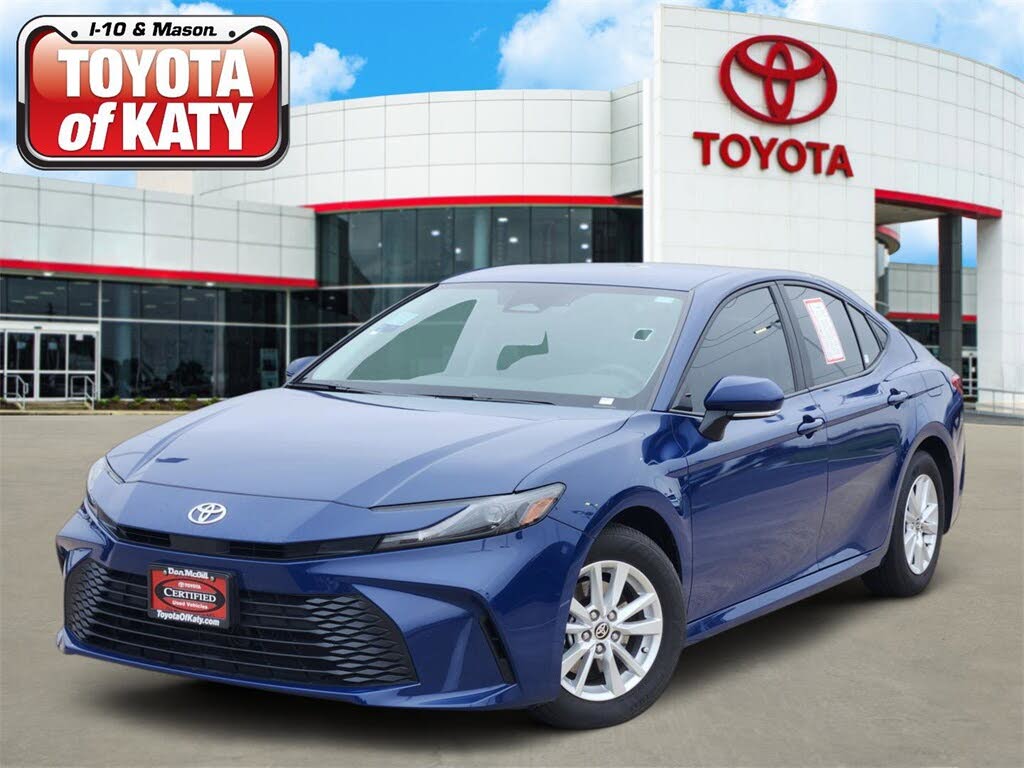 2025 Toyota Camry LE FWD