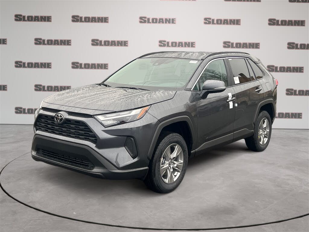 2025 Toyota RAV4 XLE AWD
