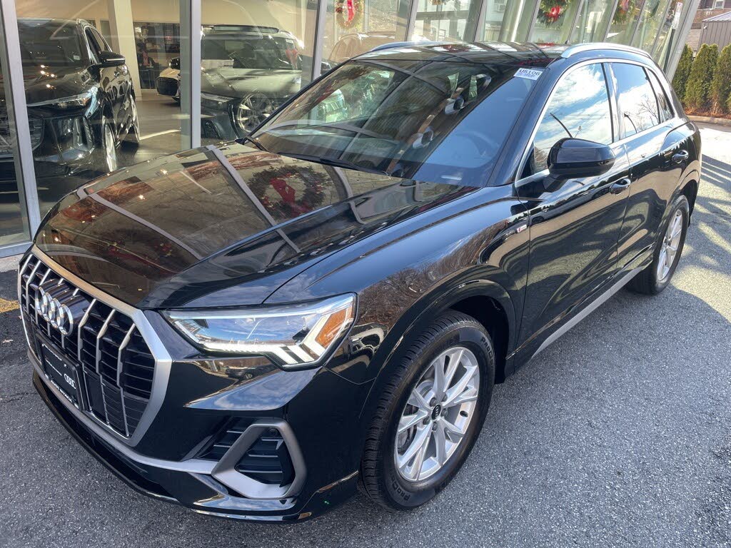 2023 Audi Q3 quattro Premium S Line 45 TFSI