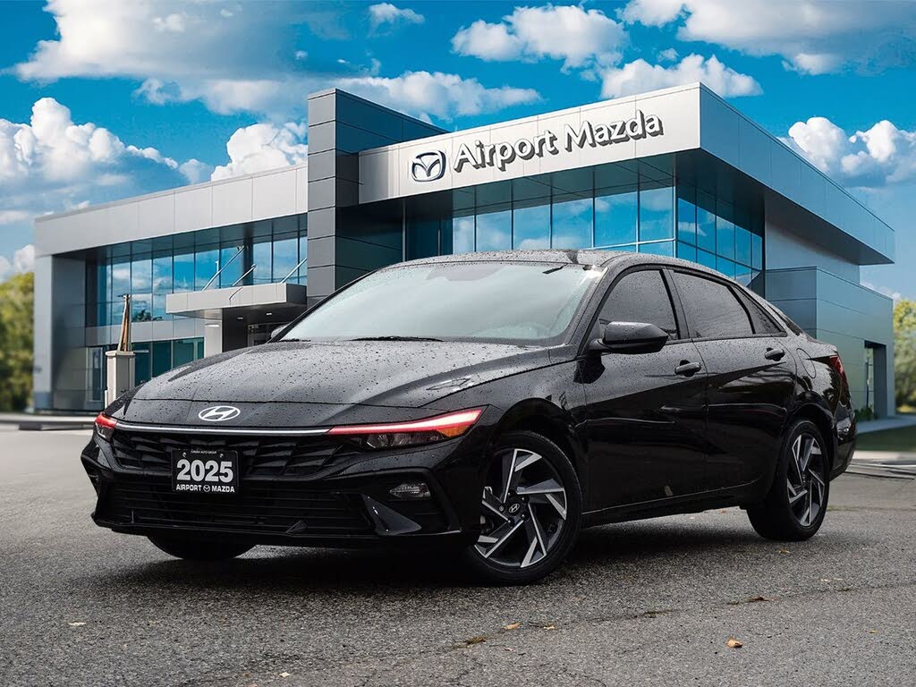 Hyundai Elantra Preferred FWD 2025