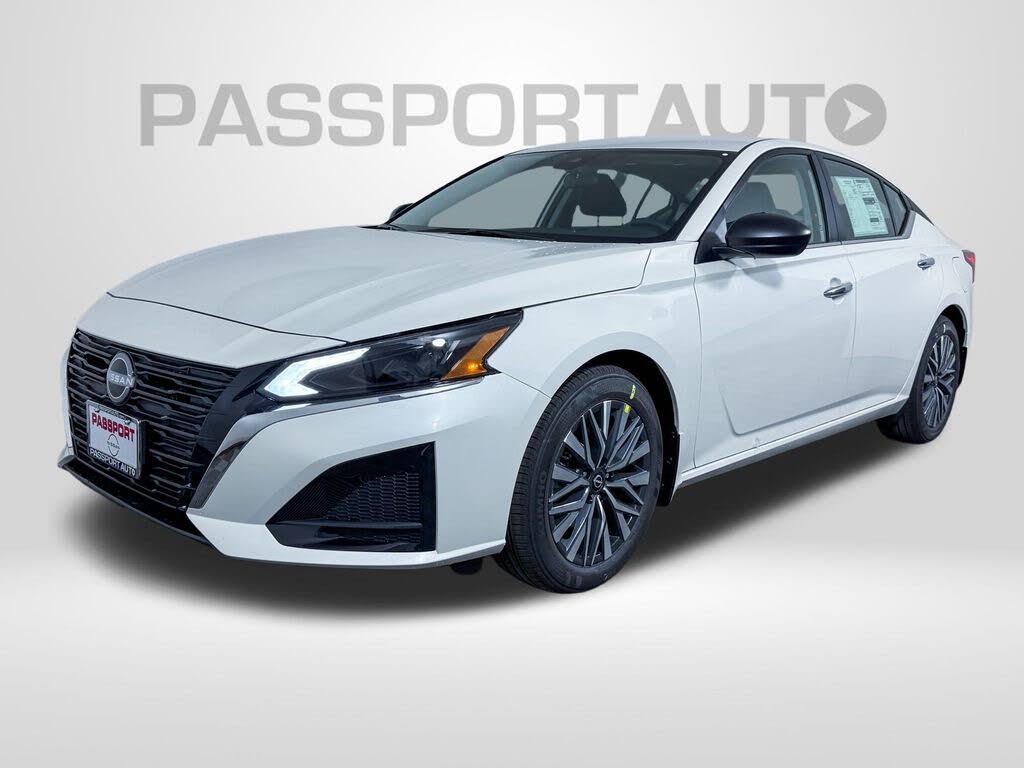 2025 Nissan Altima 2.5 SV FWD