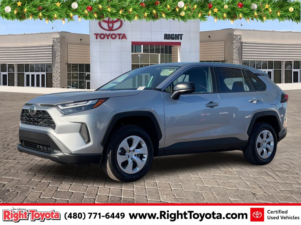 2025 Toyota RAV4 LE FWD