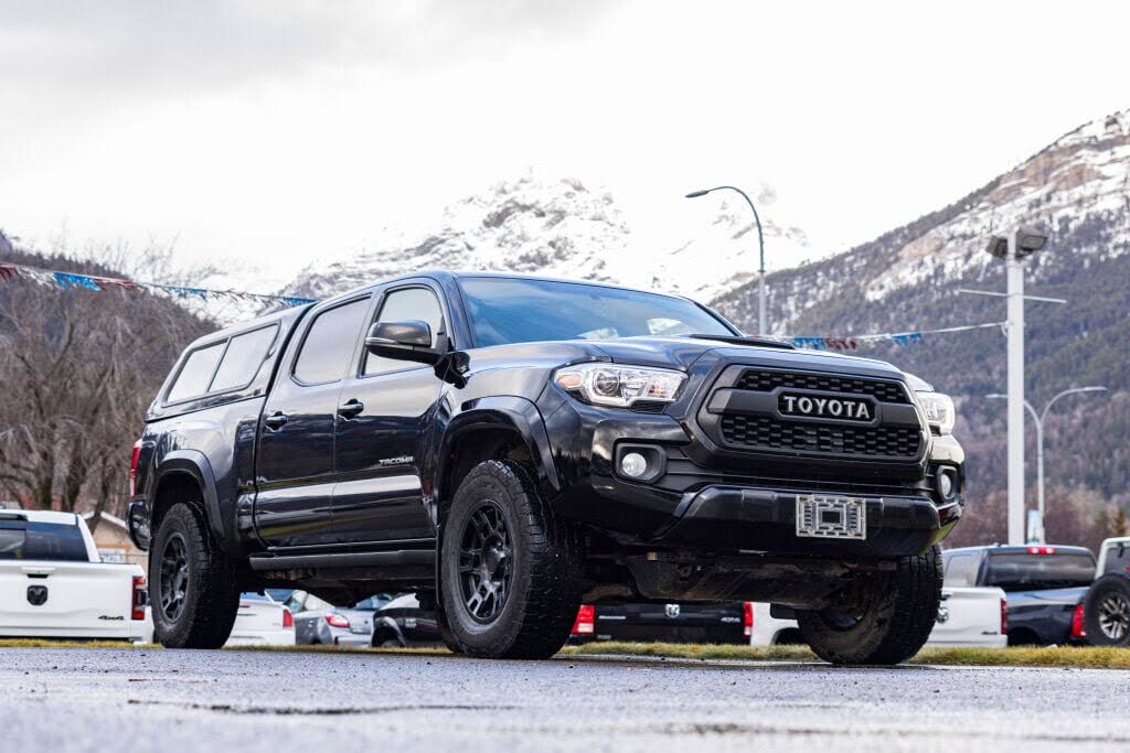 2016 Toyota Tacoma Double Cab V6 LB TRD Sport 4WD