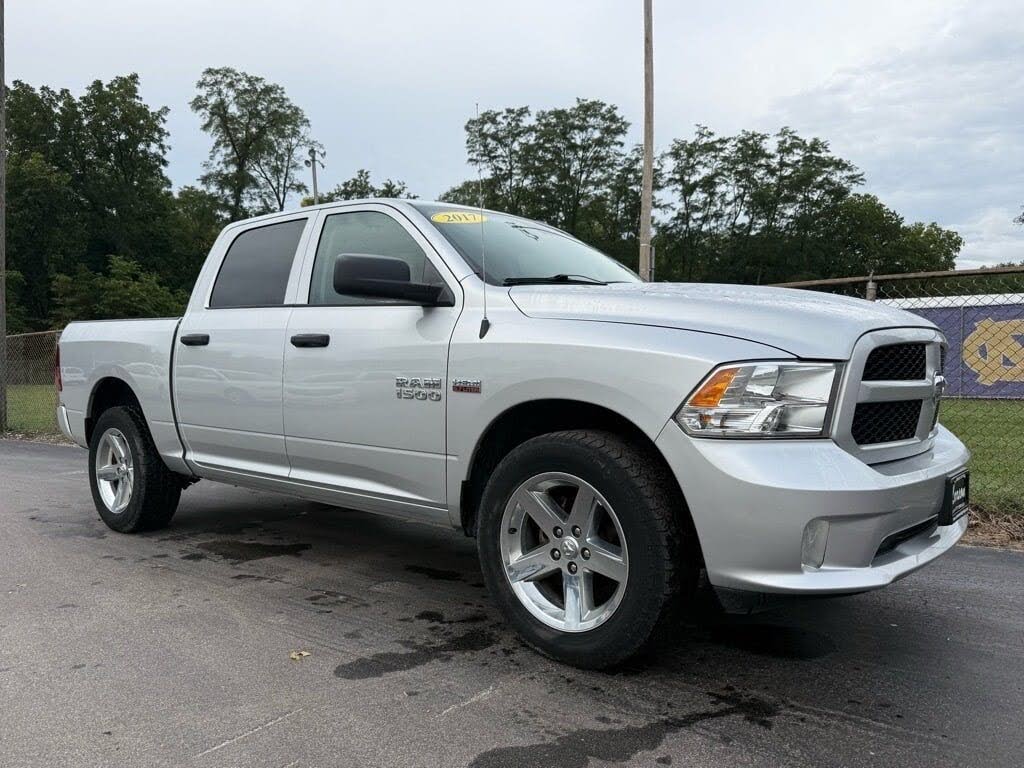 2017 RAM 1500 Tradesman Crew Cab 4WD
