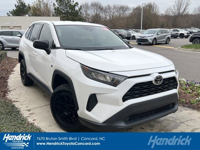 2022 Toyota RAV4 LE FWD