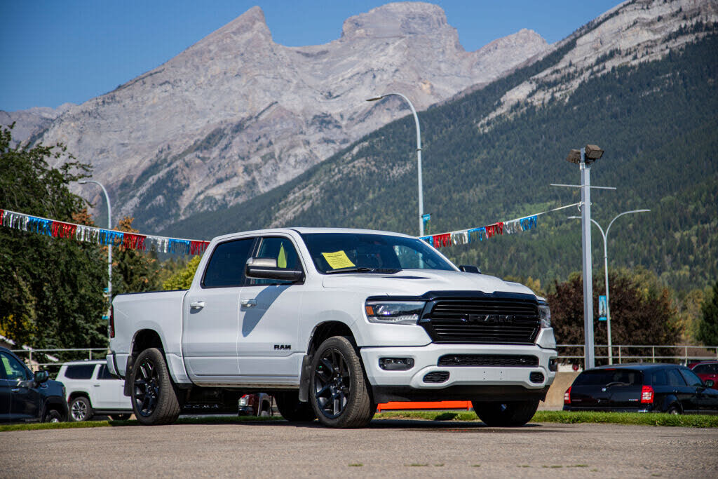2023 RAM 1500 Sport Crew Cab 4WD