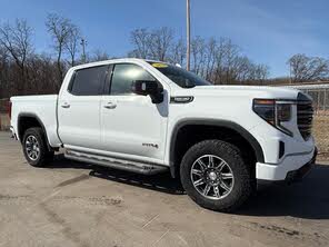 GMC Sierra 1500 AT4 Crew Cab 4WD