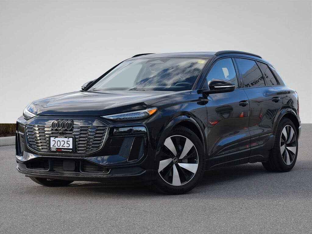 2025 Audi Q6 e-tron quattro Technik