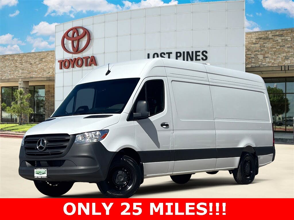 2025 Mercedes-Benz Sprinter 2500 170 High Roof Crew Van RWD