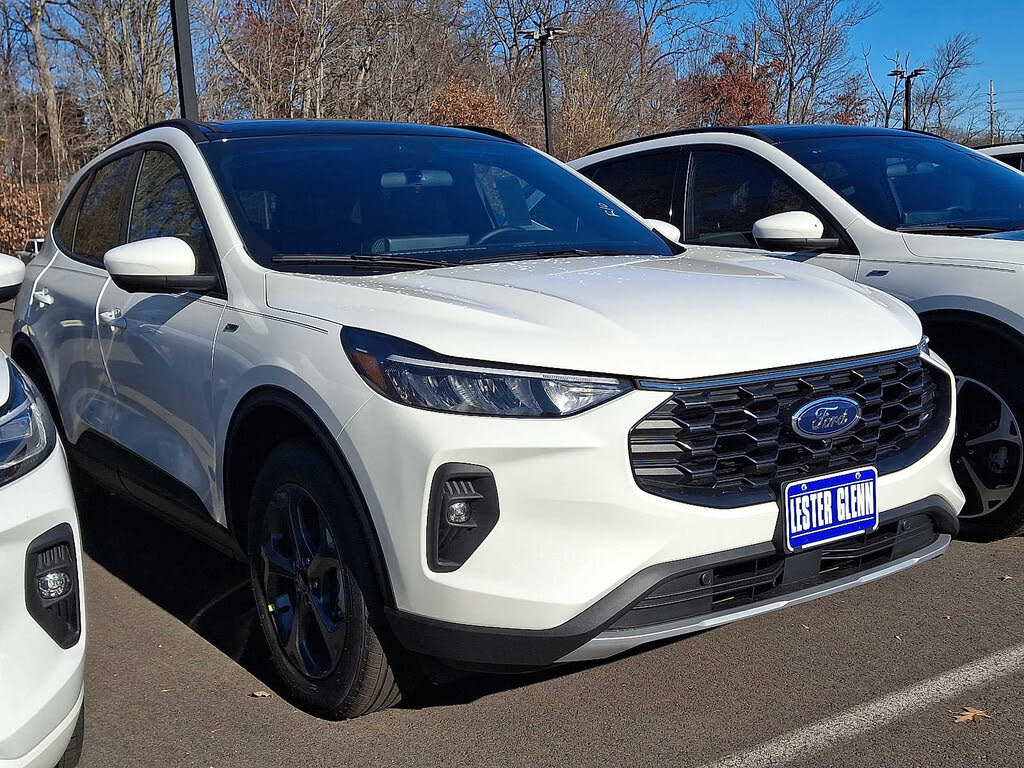 2026 Ford Escape Hybrid ST-Line Select AWD