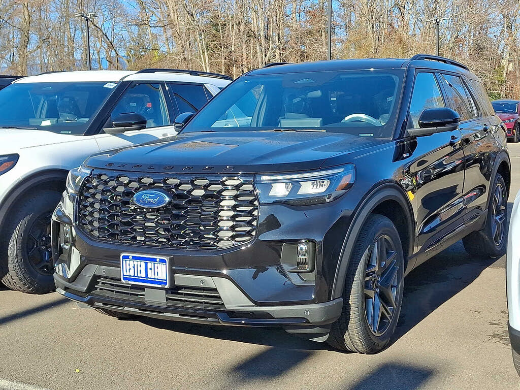 2026 Ford Explorer ST-Line AWD
