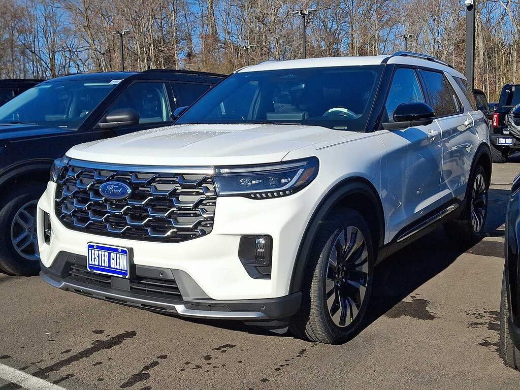 2026 Ford Explorer Platinum AWD