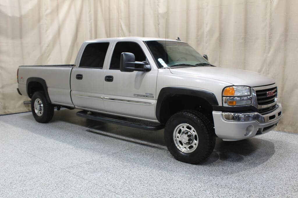 2007 GMC Sierra 2500HD Classic 4 Dr SLT Crew Cab 4WD