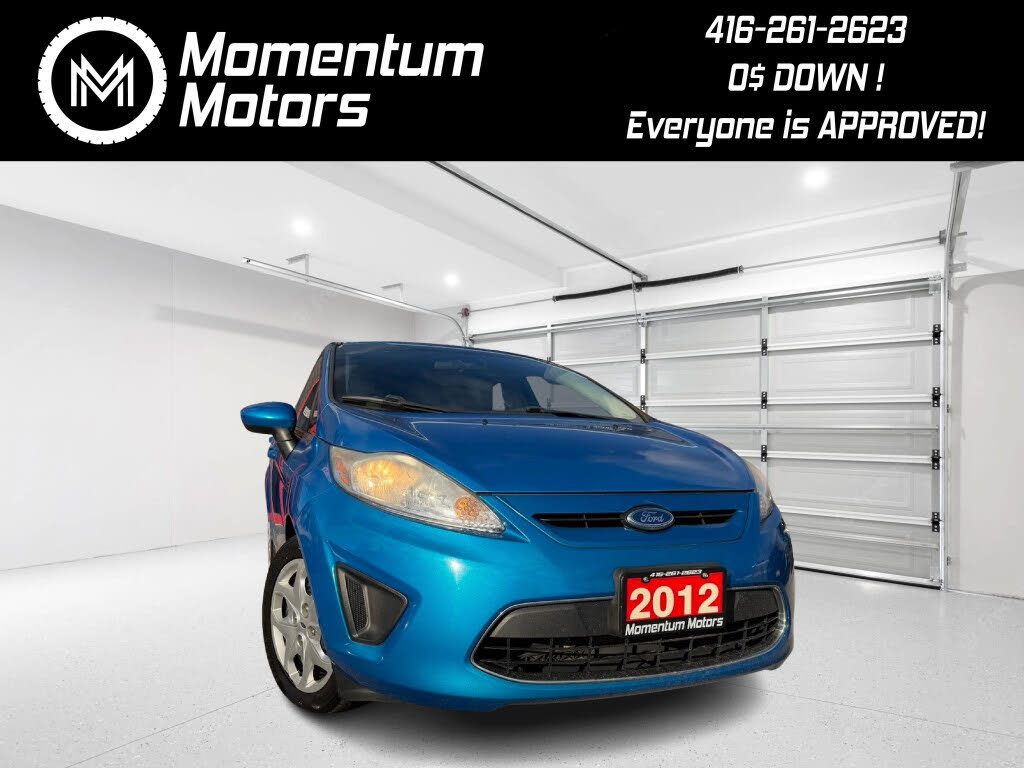 2012 Ford Fiesta SE Hatchback