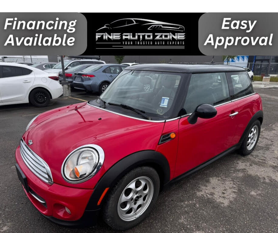 2013 MINI Cooper Hatchback FWD